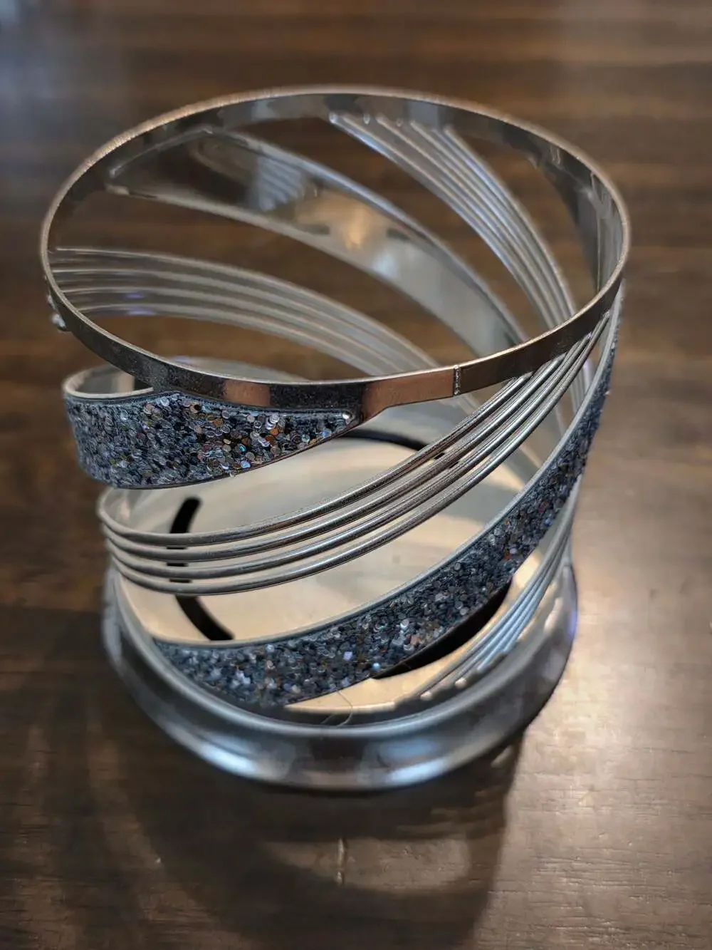New Bath & Body Works Silver Metal and Glitter Swirl 3-Wick Candle Holder